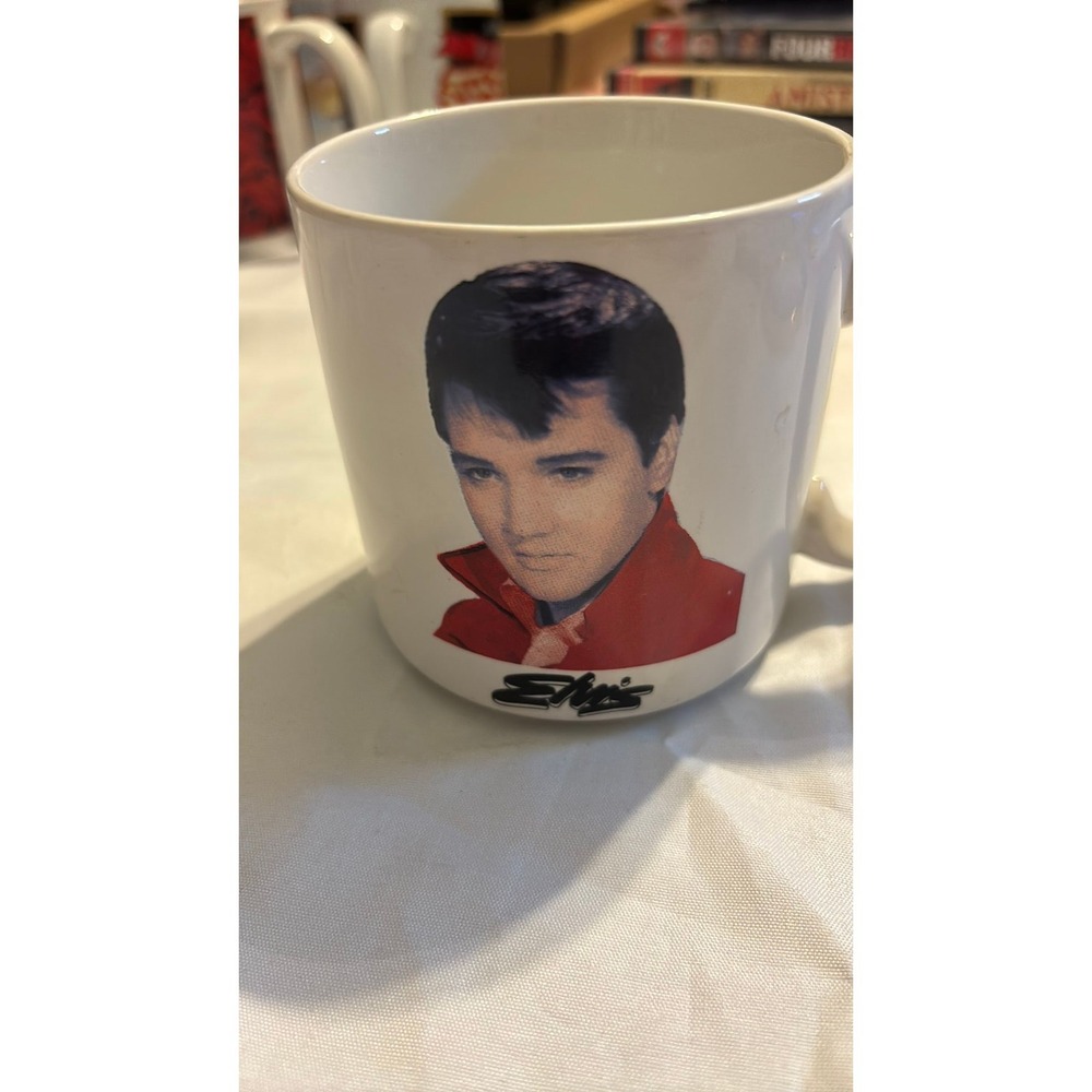 1988-ELVIS PRESLEY MUG VINTAGE